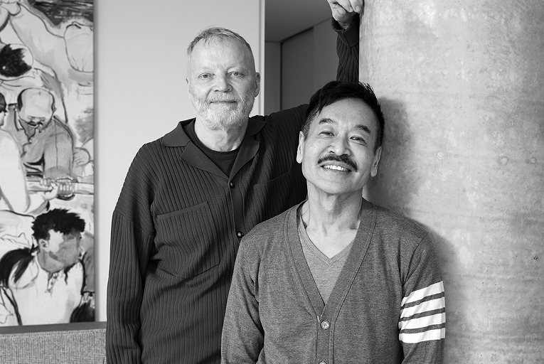 George Yabu e Glenn Pushelberg em seu estúdio